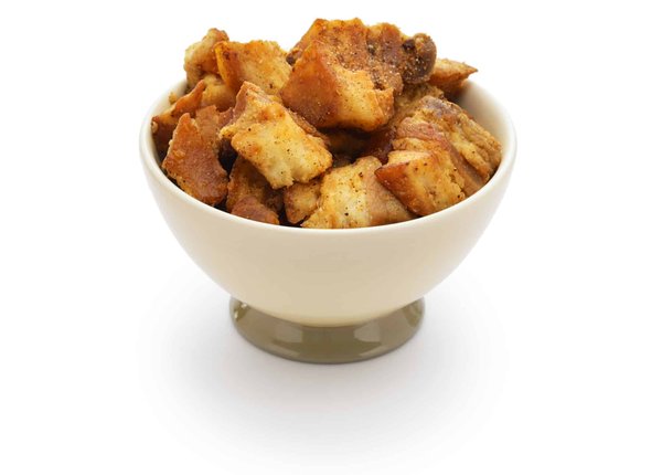 Les bouchons lyonnais du Vieux Lyon : Convivialité et tradition culinaire