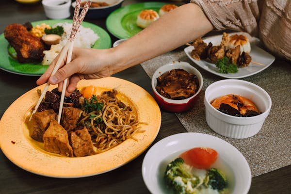 Savourez des plats cuisinés faits maison livrés chez vous !